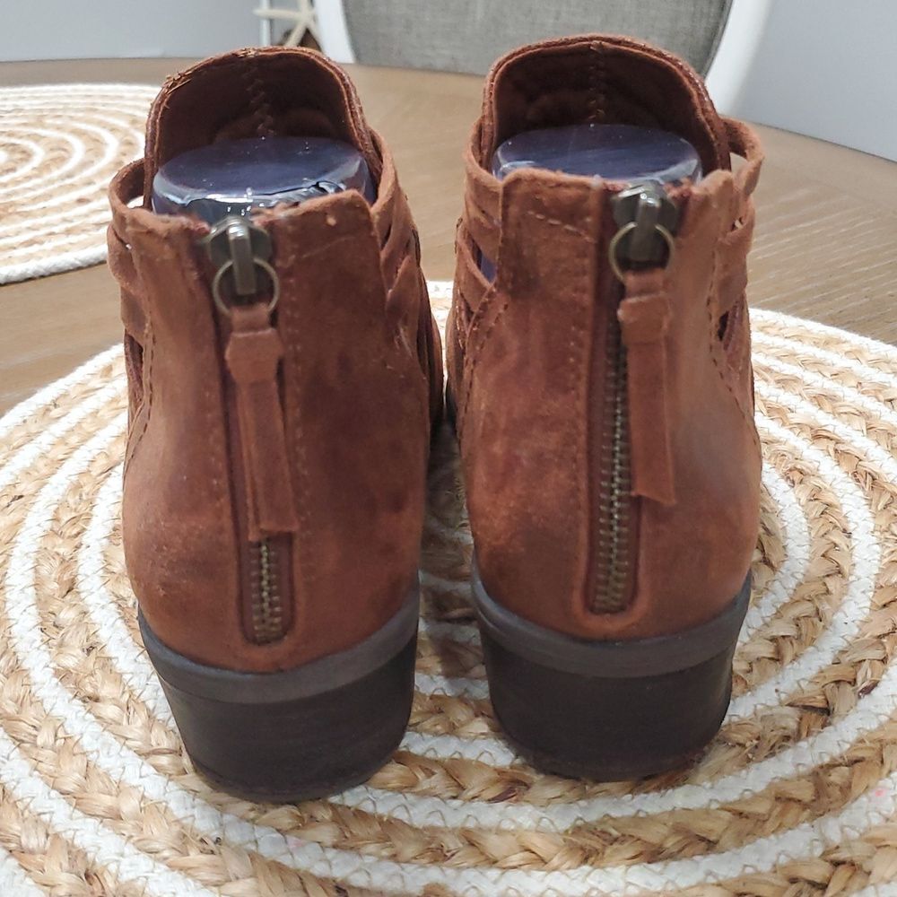 BareTraps Goldie Brown Leather Booties, Size 10 - Picture 6 of 8